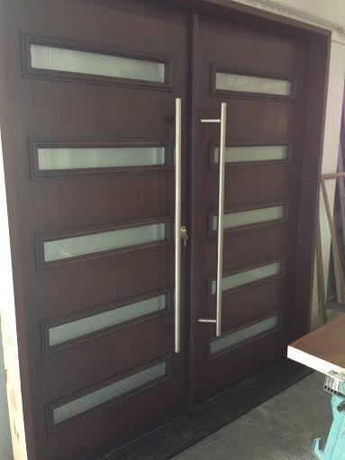 Fiberglass Modern Doors-Fiberglass Doors-Fiberglass Modern Contemporary Front Entry Doors with Stainless Steel Handel & multi Point Locks Manufactured by Windows and doors Toronto